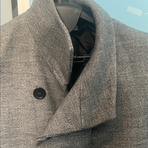 Zara Men's Gray Wool-Blend Asymmetrical Pea Coat - Picture 2 of 3